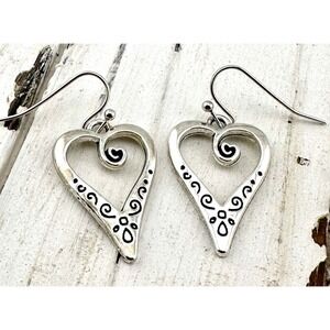 Charming Heart Earrings Silver Tone NEW